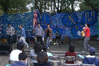 浅間祭のステージの写真