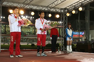 北京パラリンピック　競輪競技に出場した選手が凱旋したときの写真1