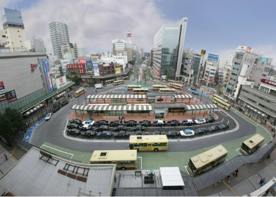 北口駅前広場の写真