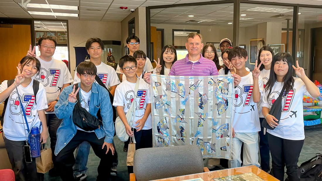 本研修での市長表敬の様子の写真