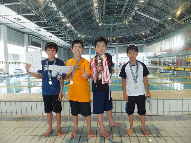 小学生男子4×50mリレー優勝 旭小チーム