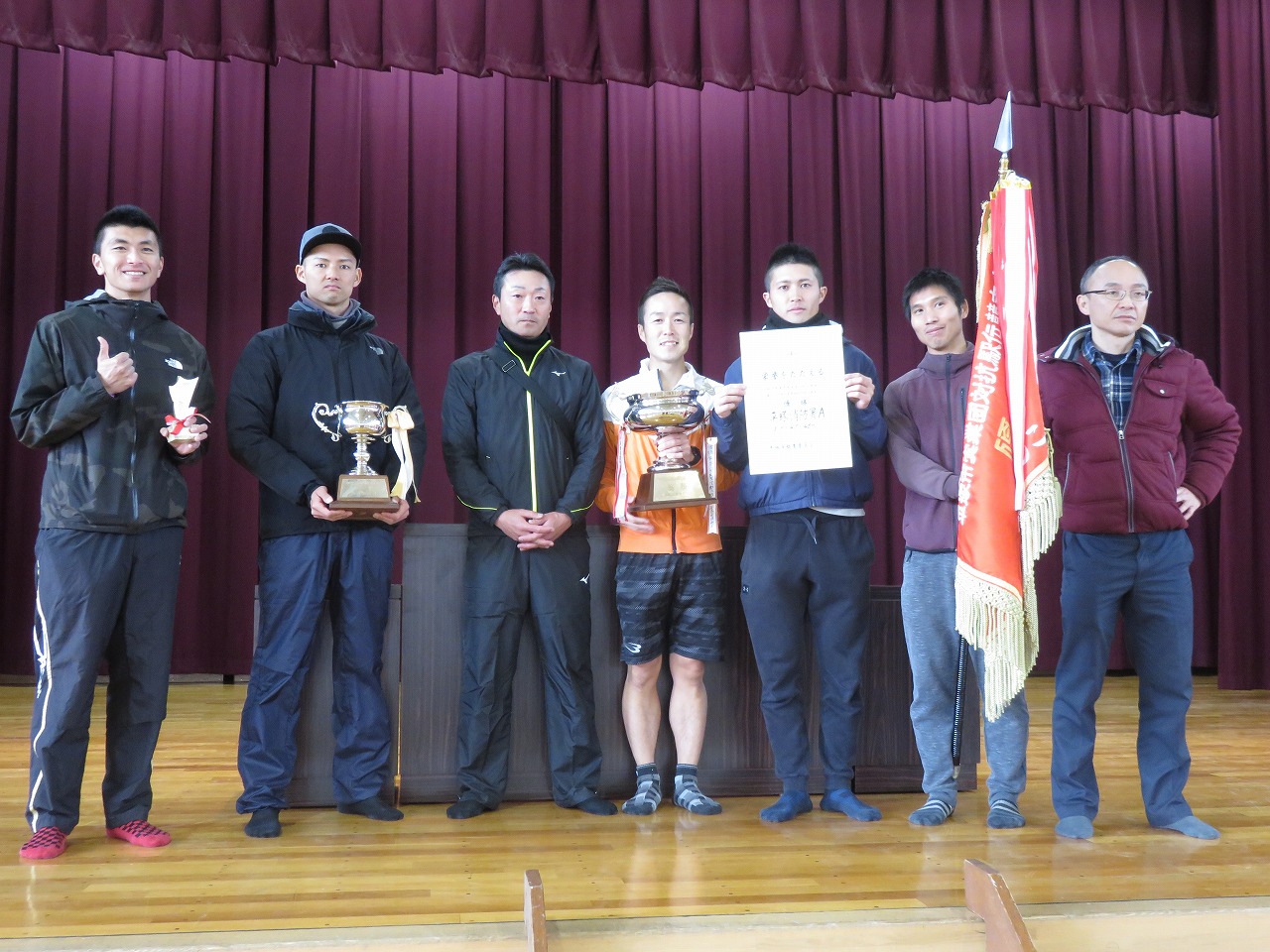 実業団対抗の部優勝　平塚消防A集合写真