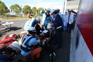 交通事故対策訓練の写真2