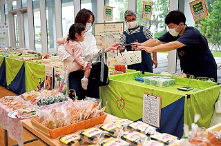 「ありがとう」での買い物風景