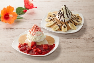 バナナ&ストロベリーパンケーキの写真