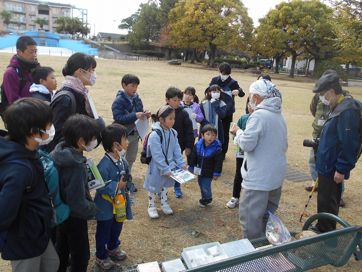 こども環境教室（海岸編）の様子1