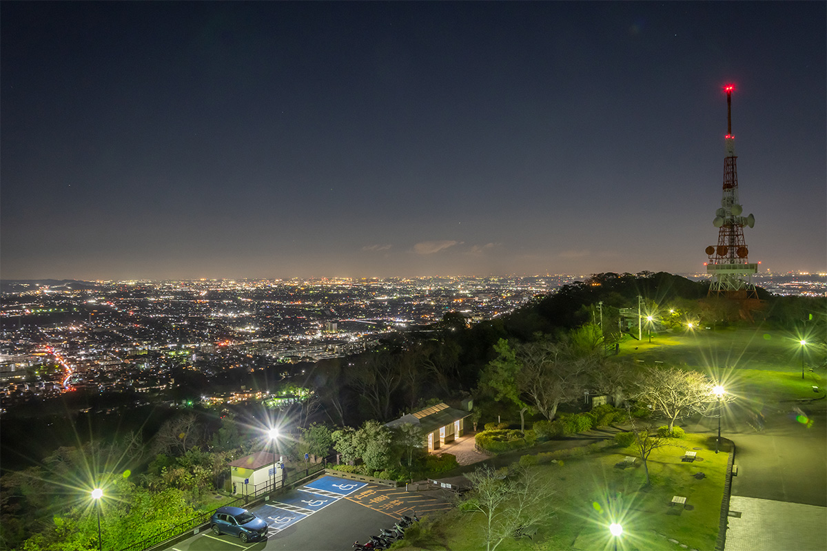 湘南平展望台からの夜景写真