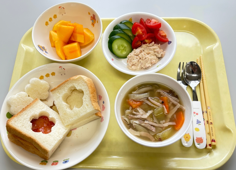 親子で朝ごはんクッキング秋レシピの写真