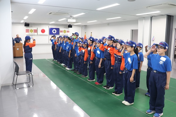 規律訓練の様子