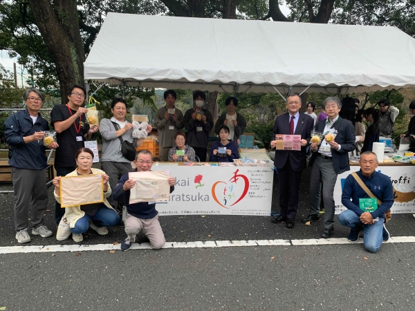 学生とありがとう職員の販売ブースの様子