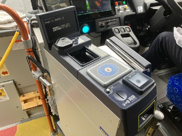 キャッシュレス対応機器の写真