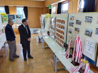 地区公民館まつりを訪問する様子