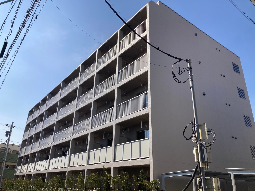 建て替え後の中原上宿住宅の写真（敷地南側から撮影）