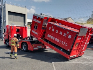 大野出張所で新車両を稼働する様子